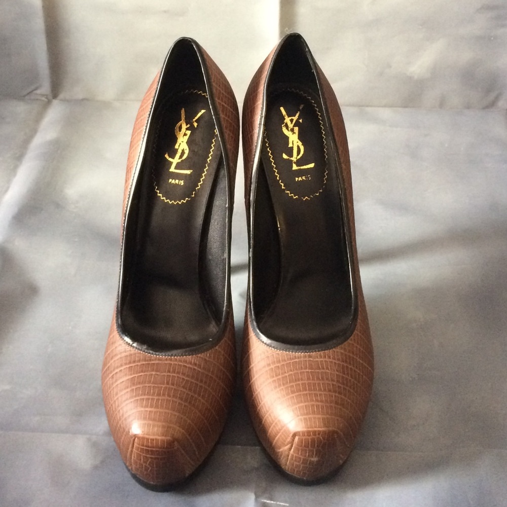 100% Authentic YSL women pump heels